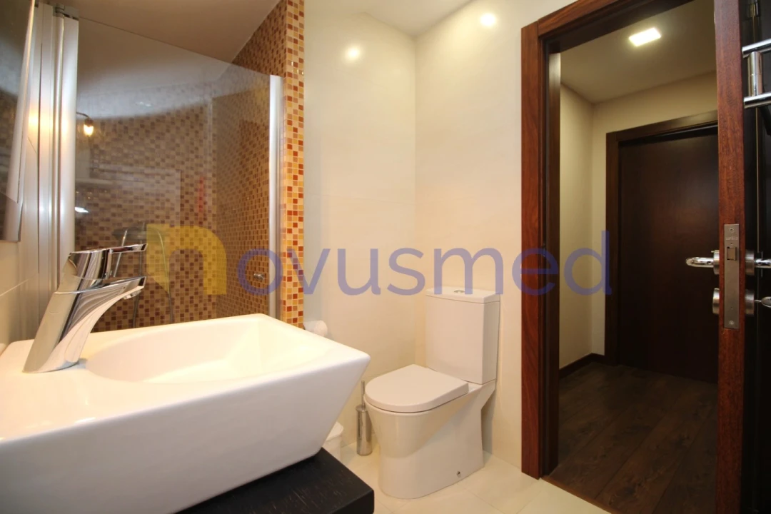 Apartamento T2 para Venda em Quarteira Foto 18