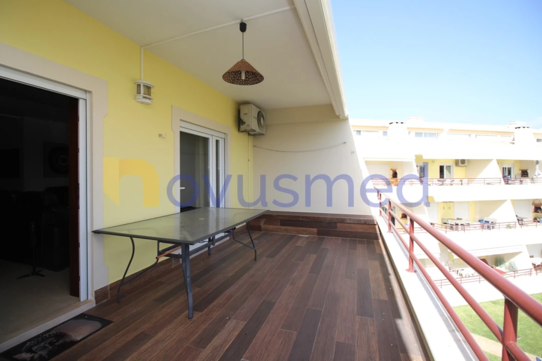 Apartamento T2 para Venda em Quarteira Foto 21