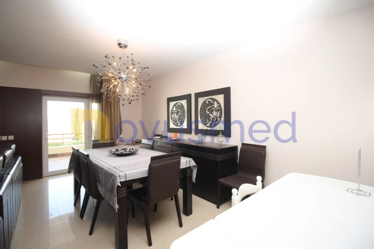 Apartamento T2 para Venda em Quarteira Foto 23