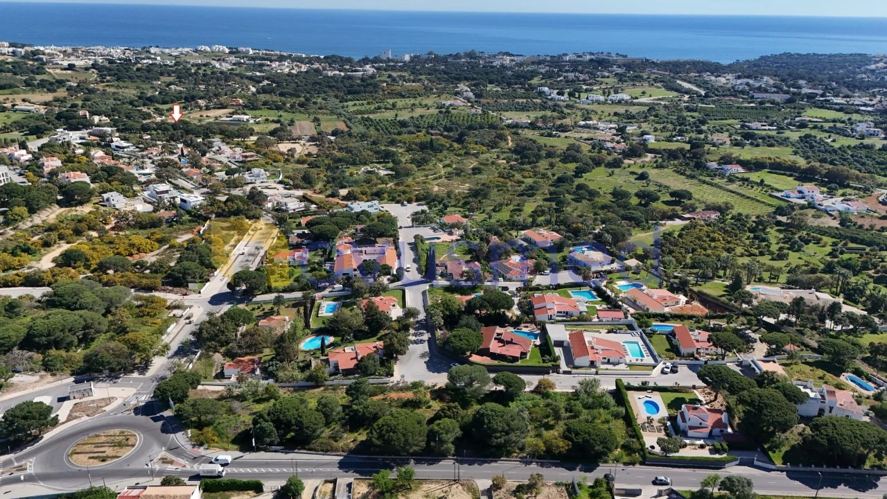 Terreno para Venda em Albufeira e Olhos de Água Foto 8