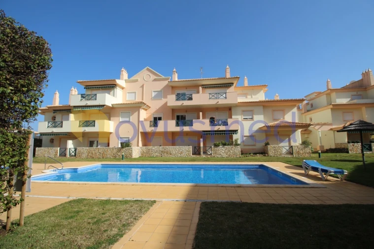 Apartamento T2 para Arrendamento férias em Albufeira e Olhos de Água Foto 2