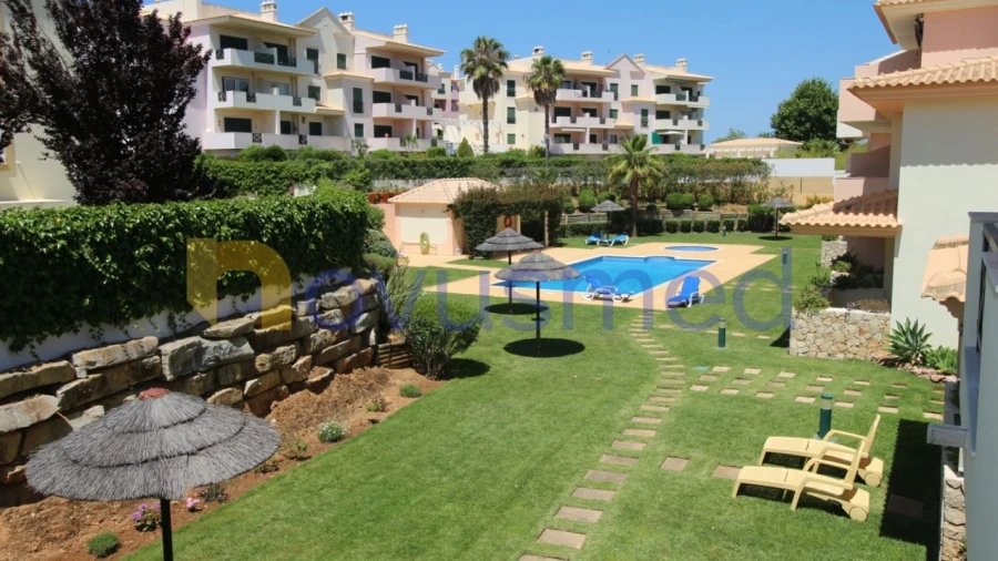 Apartamento T2 para Arrendamento férias em Albufeira e Olhos de Água