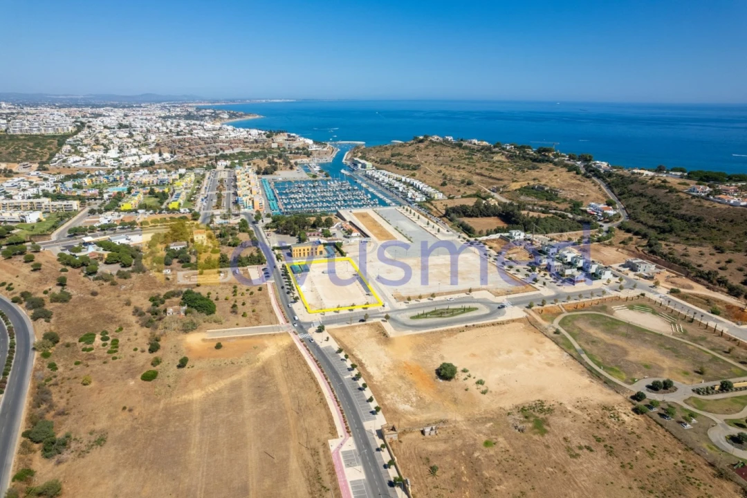 Terreno P/ Prédio para Venda em Albufeira e Olhos de Água Foto 10