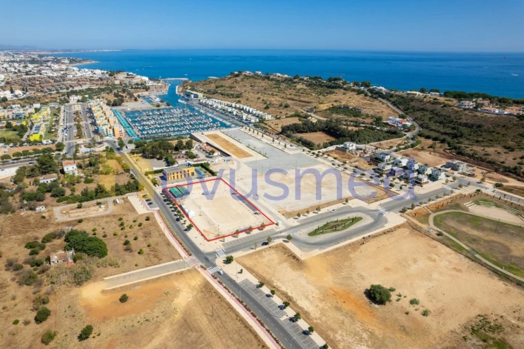 Terreno P/ Prédio para Venda em Albufeira e Olhos de Água Foto 5