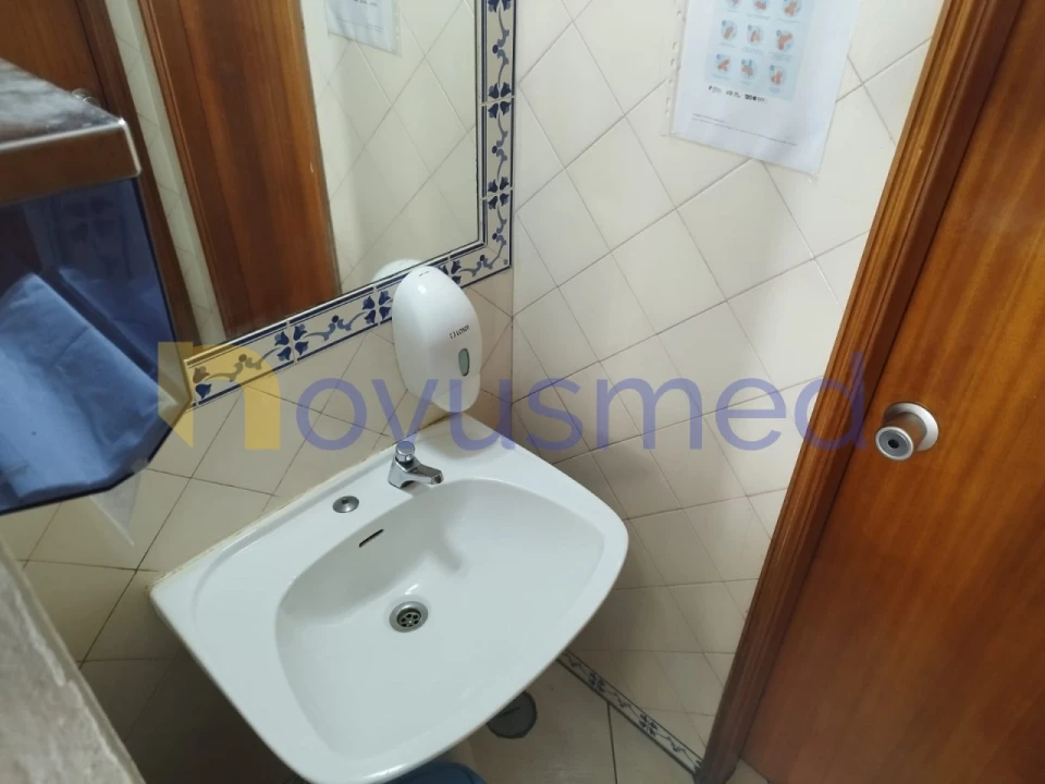 Loja para Venda em Albufeira e Olhos de Água Foto 16