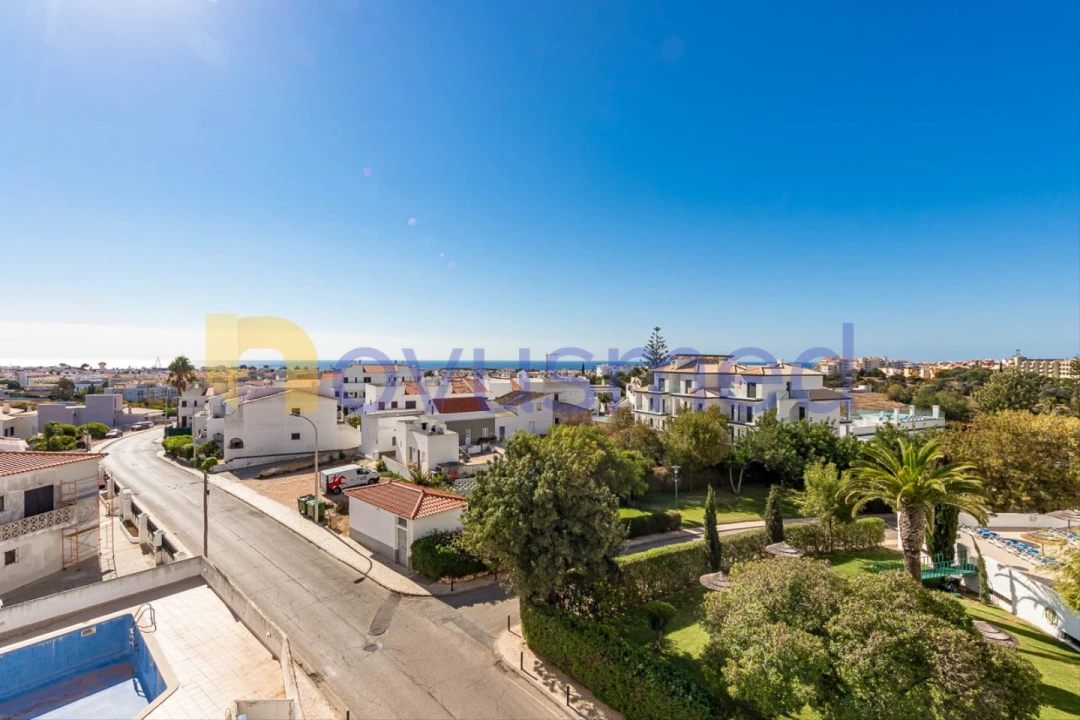 Apartamento T1 para Venda em Albufeira e Olhos de Água Foto 1
