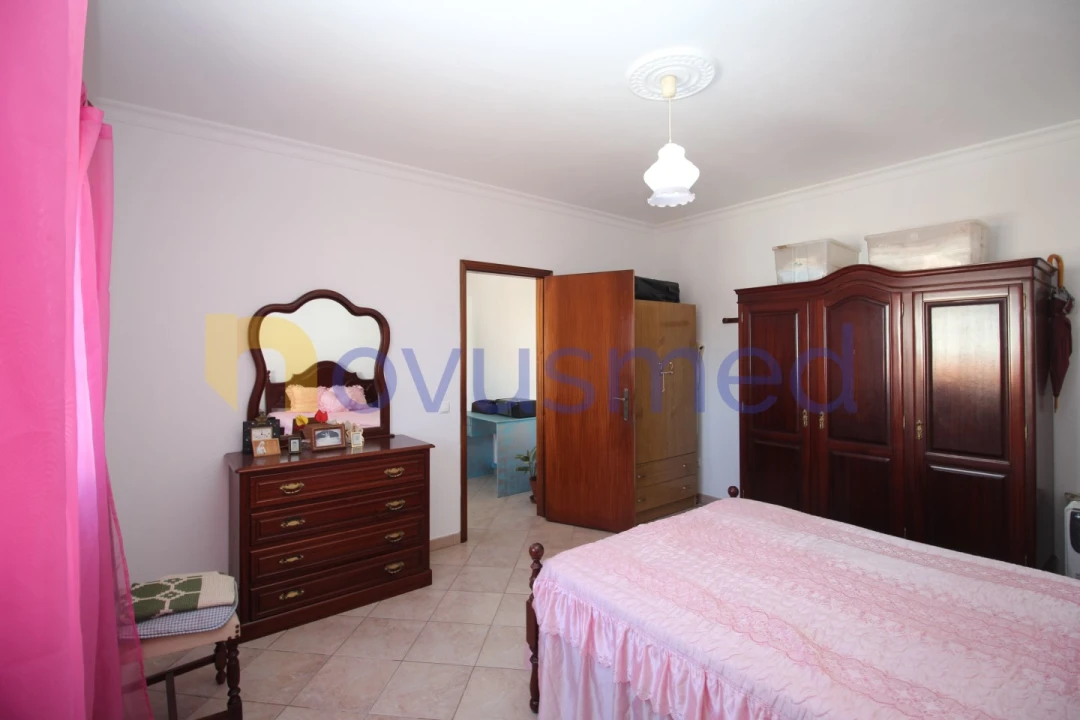 Moradia T2 para Venda em Albufeira e Olhos de Água Foto 34
