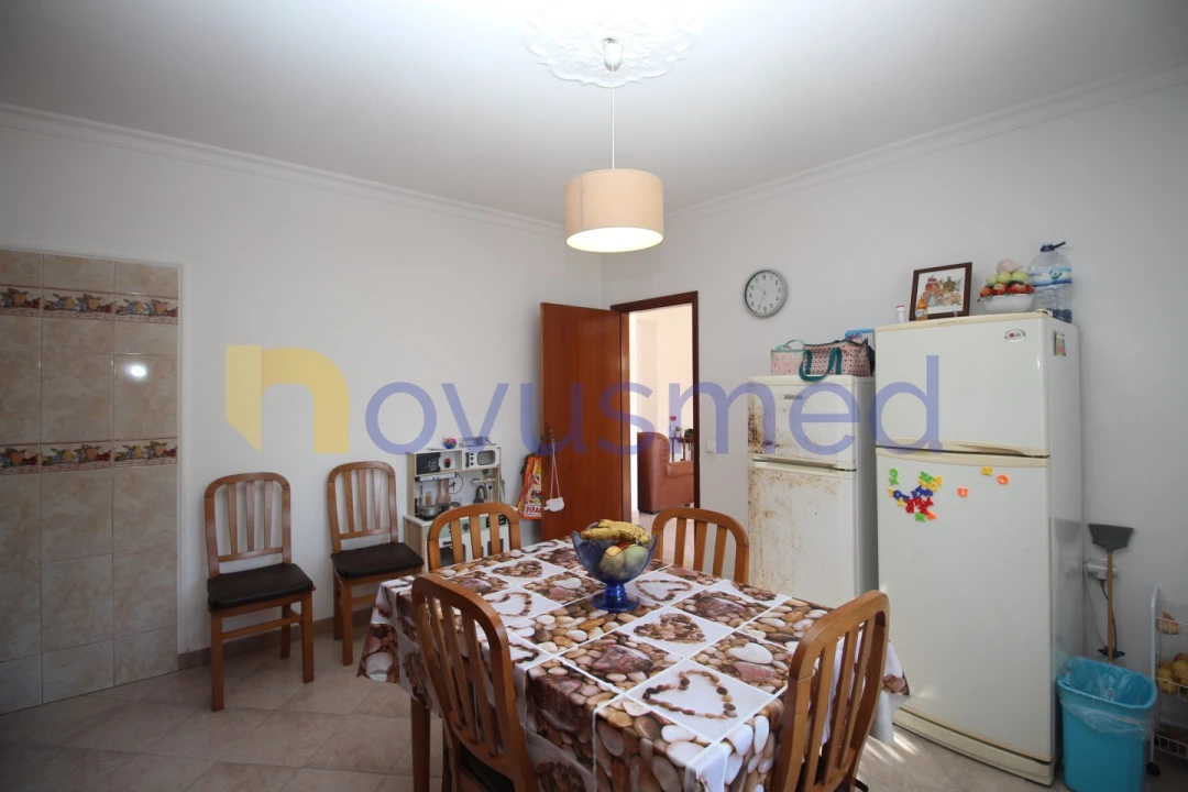 Moradia T2 para Venda em Albufeira e Olhos de Água Foto 10