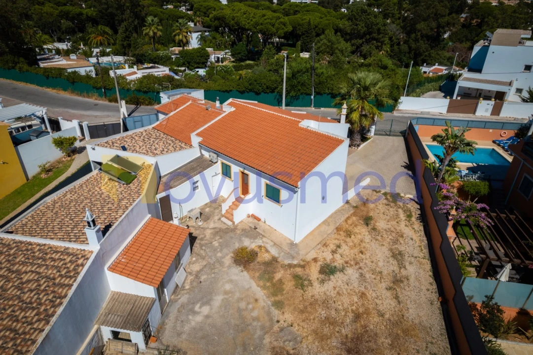 Moradia T2 para Venda em Albufeira e Olhos de Água Foto 6