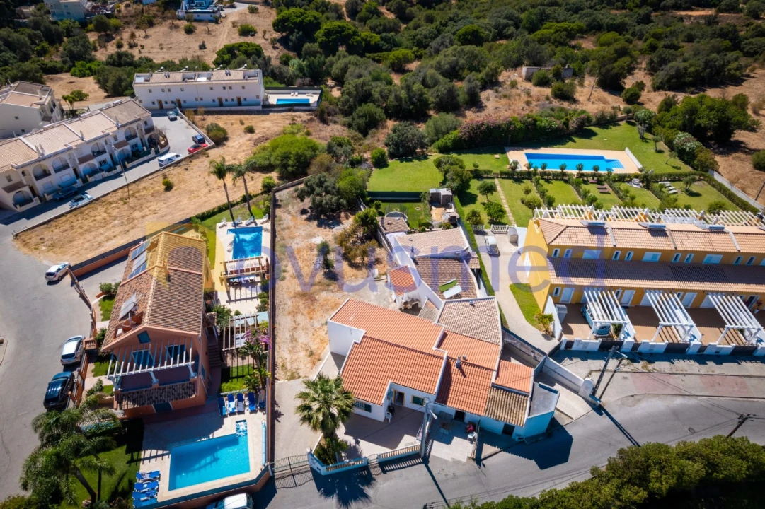 Moradia T2 para Venda em Albufeira e Olhos de Água Foto 3