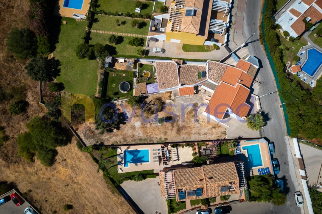 Moradia T2 para Venda em Albufeira e Olhos de Água Foto 5