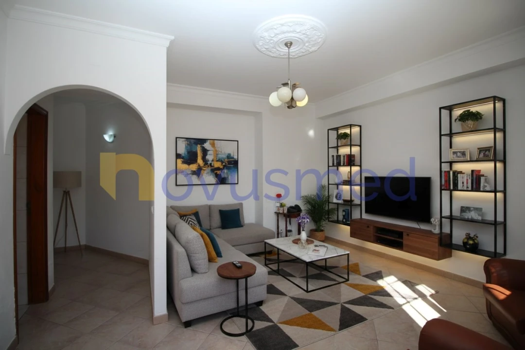 Moradia T2 para Venda em Albufeira e Olhos de Água Foto 13