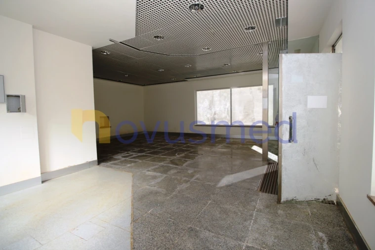 Loja para Venda em Ferreiras Foto 4