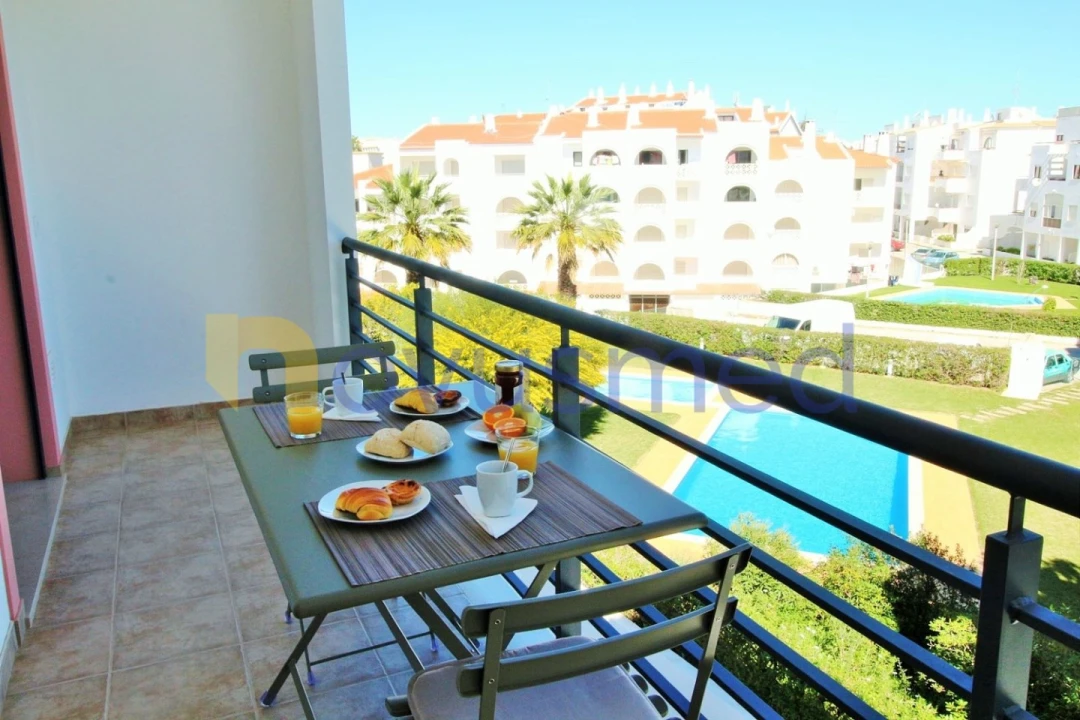 Apartamento T2 para Arrendamento férias em Albufeira e Olhos de Água Foto 13