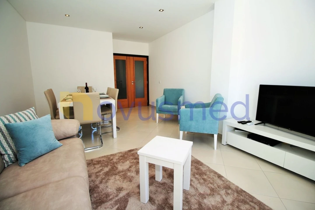 Apartamento T2 para Arrendamento férias em Albufeira e Olhos de Água Foto 2