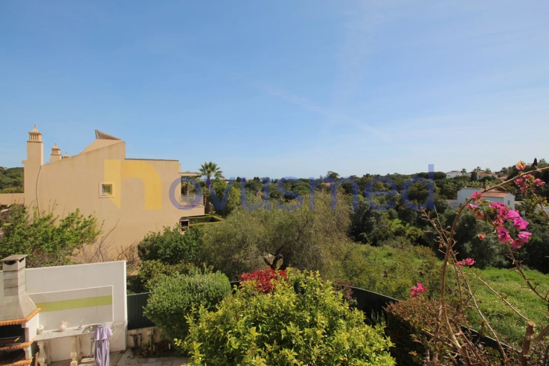 Moradia T4 para Venda em Albufeira e Olhos de Água Foto 21