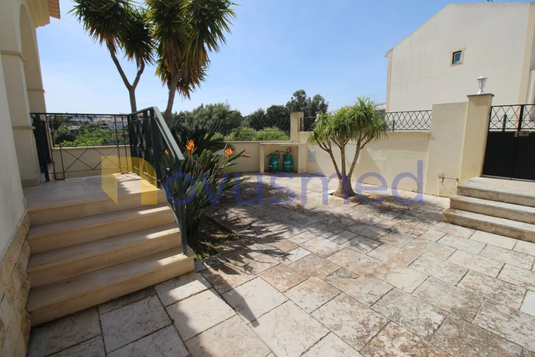 Moradia T4 para Venda em Albufeira e Olhos de Água Foto 26