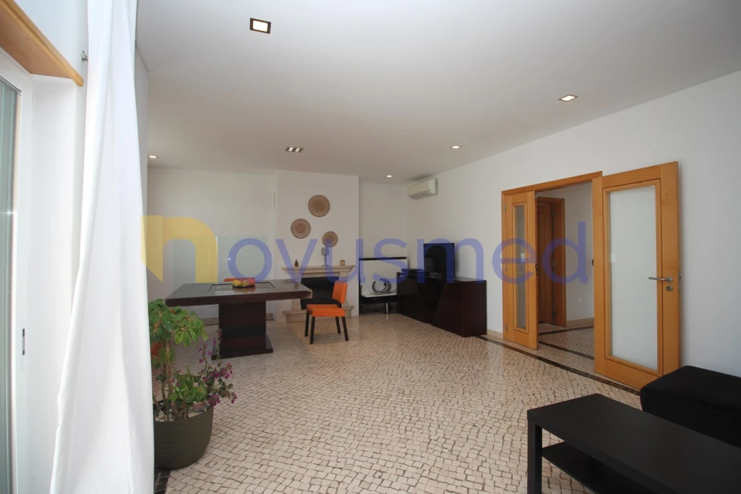 Moradia T4 para Venda em Albufeira e Olhos de Água Foto 28