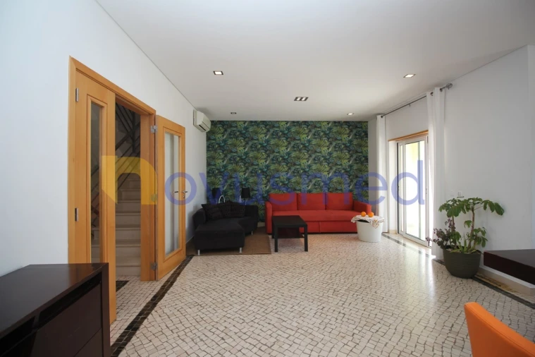 Moradia T4 para Venda em Albufeira e Olhos de Água Foto 11