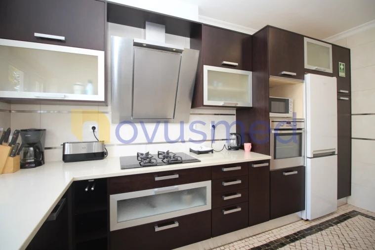 Moradia T4 para Venda em Albufeira e Olhos de Água Foto 14