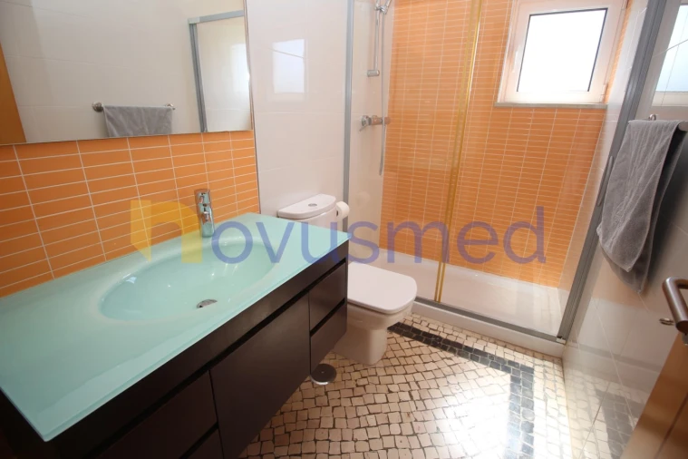 Moradia T4 para Venda em Albufeira e Olhos de Água Foto 16