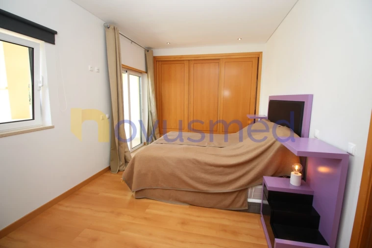 Moradia T4 para Venda em Albufeira e Olhos de Água Foto 17