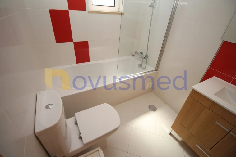 Moradia T4 para Venda em Albufeira e Olhos de Água Foto 22