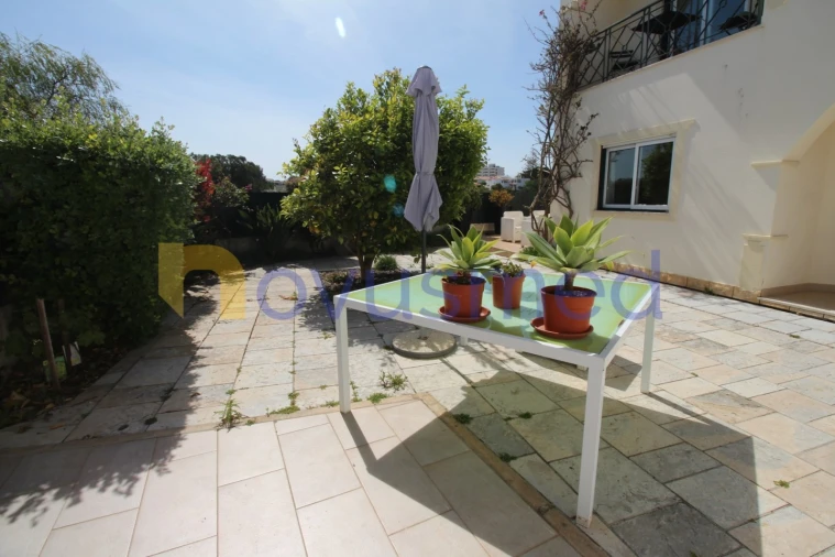 Moradia T4 para Venda em Albufeira e Olhos de Água Foto 48