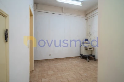 Loja para Venda em São Bartolomeu de Messines