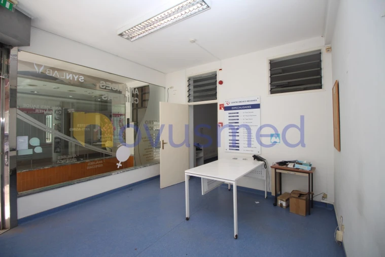 Loja para Venda em São Bartolomeu de Messines Foto 5