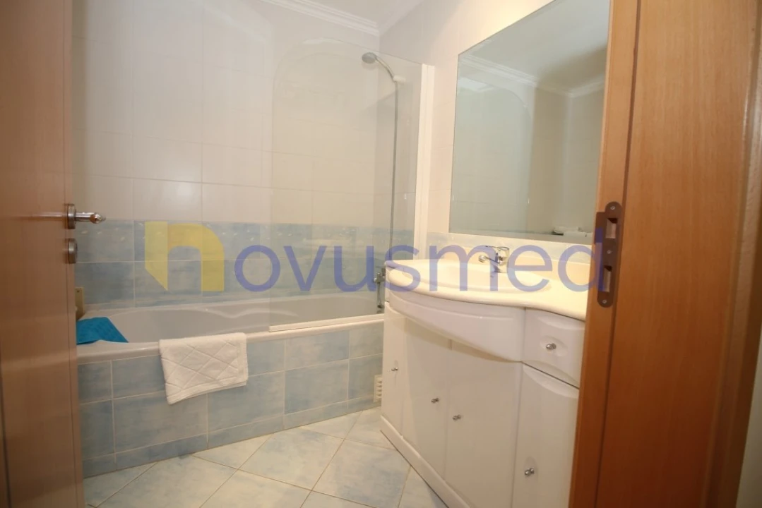 Apartamento T2 para Arrendamento férias em Albufeira e Olhos de Água Foto 14