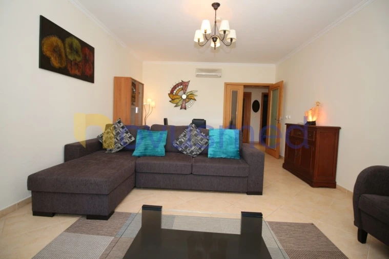 Apartamento T2 para Arrendamento férias em Albufeira e Olhos de Água Foto 7