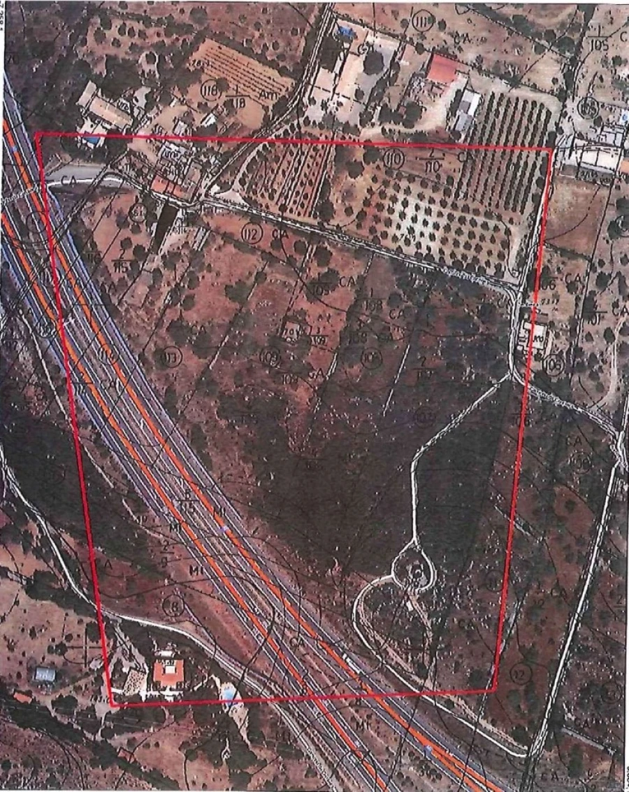 Moradia T3 para Venda em Paderne Planta 1