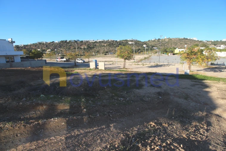 Terreno para Venda em Albufeira e Olhos de Água Foto 13
