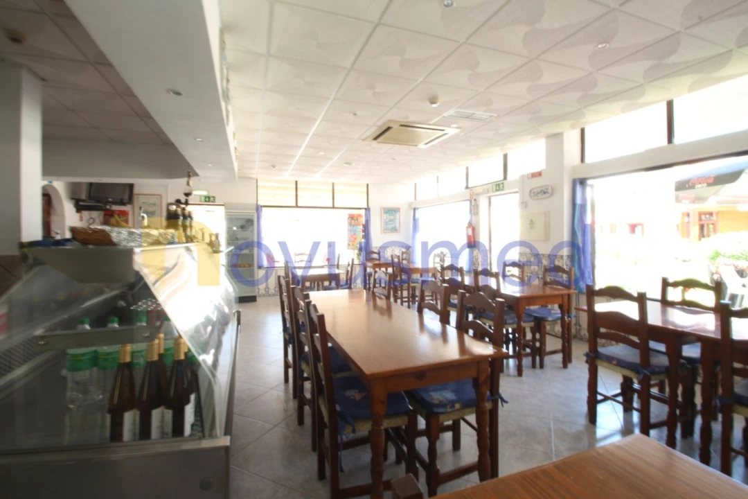 Loja para Venda em Albufeira e Olhos de Água Foto 10