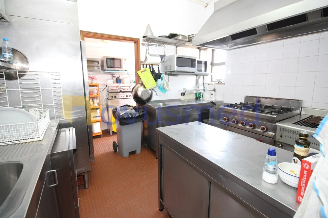 Loja para Venda em Albufeira e Olhos de Água Foto 11