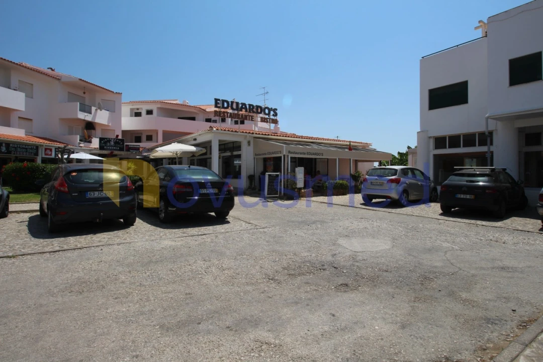 Loja para Venda em Albufeira e Olhos de Água Foto 17
