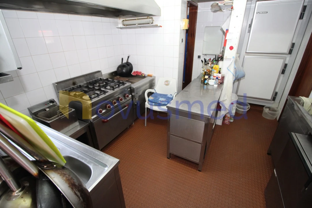 Loja para Venda em Albufeira e Olhos de Água Foto 20