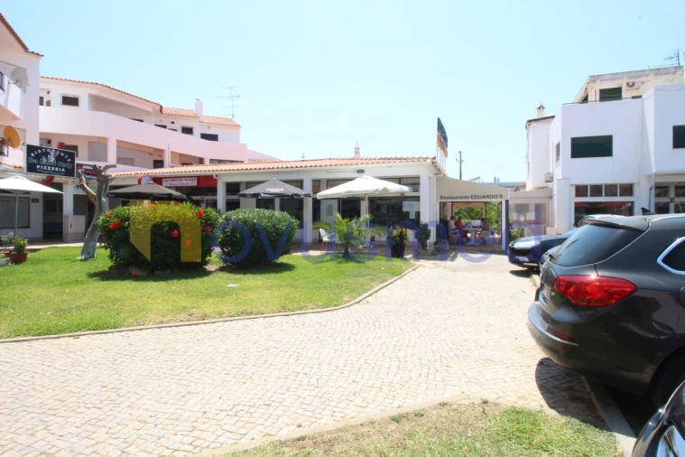 Loja para Venda em Albufeira e Olhos de Água