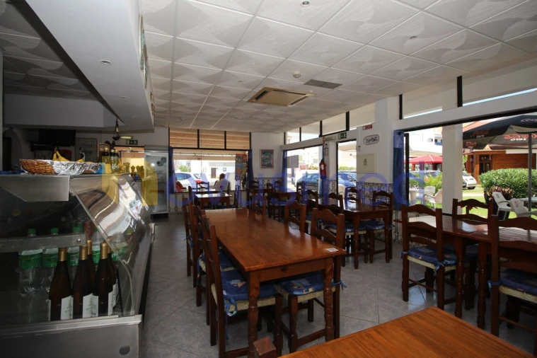 Loja para Venda em Albufeira e Olhos de Água Foto 15