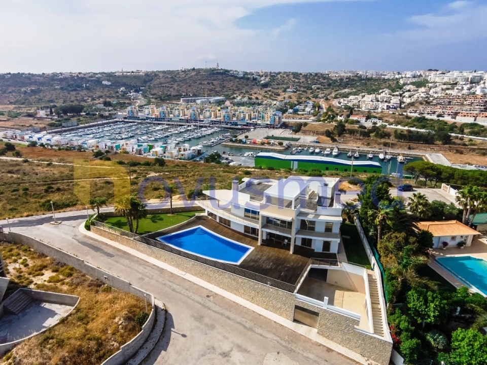 Moradia T5 para Venda em Albufeira e Olhos de Água Foto 9