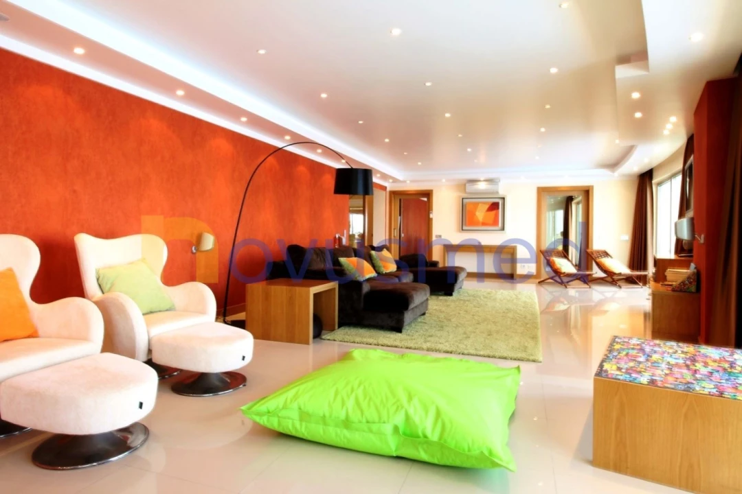 Moradia T5 para Venda em Albufeira e Olhos de Água Foto 20