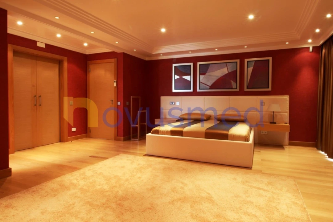 Moradia T5 para Venda em Albufeira e Olhos de Água Foto 29