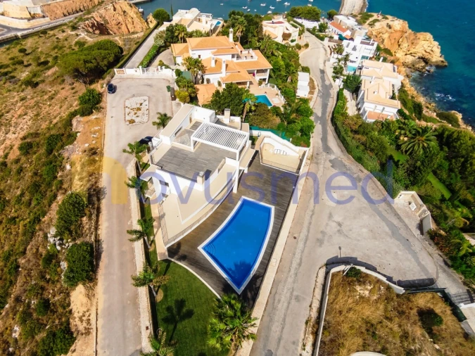 Moradia T5 para Venda em Albufeira e Olhos de Água Foto 10