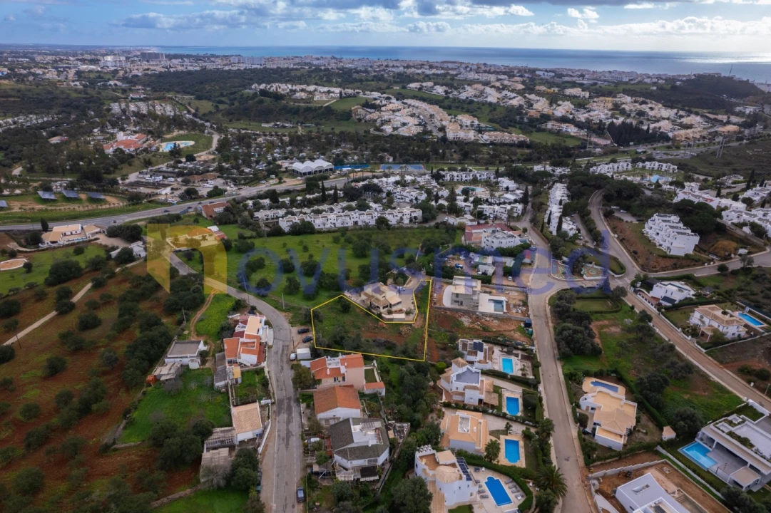 Terreno para Venda em Albufeira e Olhos de Água Foto 10