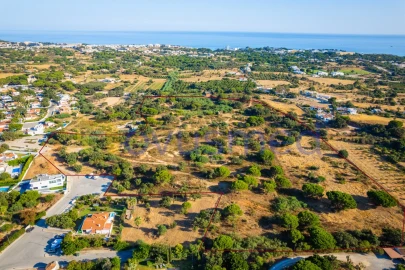 Terreno para Venda em Albufeira e Olhos de Água