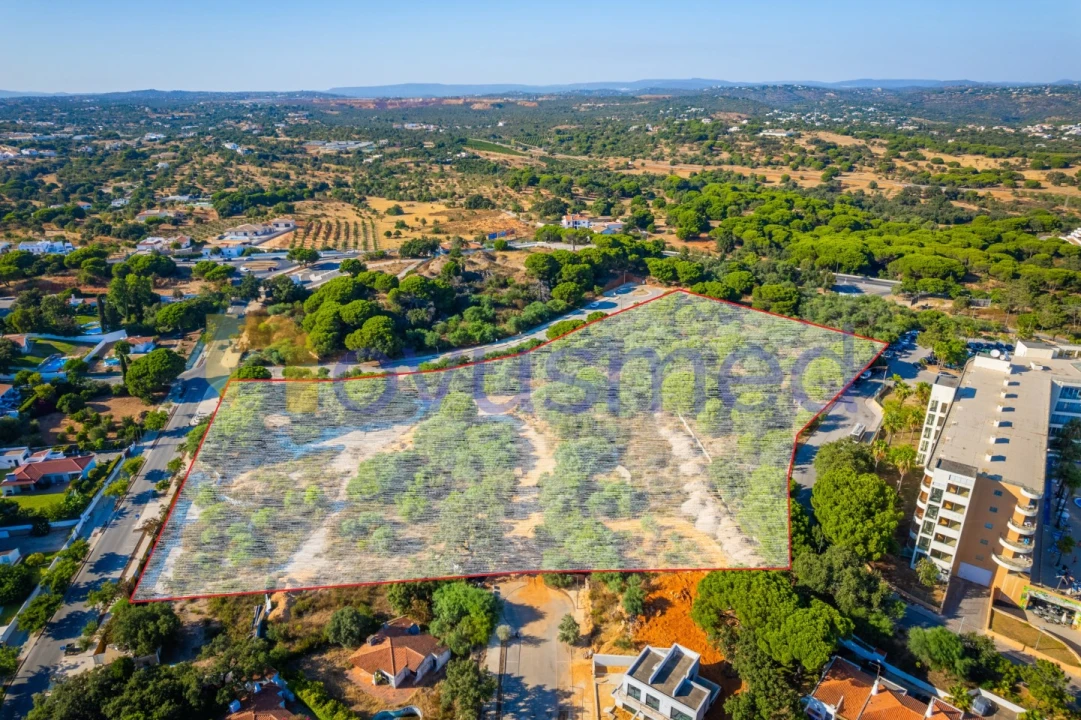 Terreno para Venda em Albufeira e Olhos de Água Foto 13
