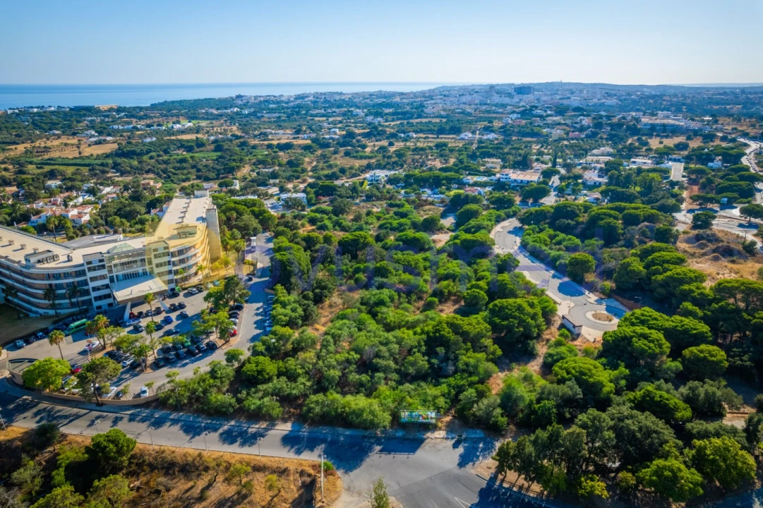 Terreno para Venda em Albufeira e Olhos de Água Foto 16
