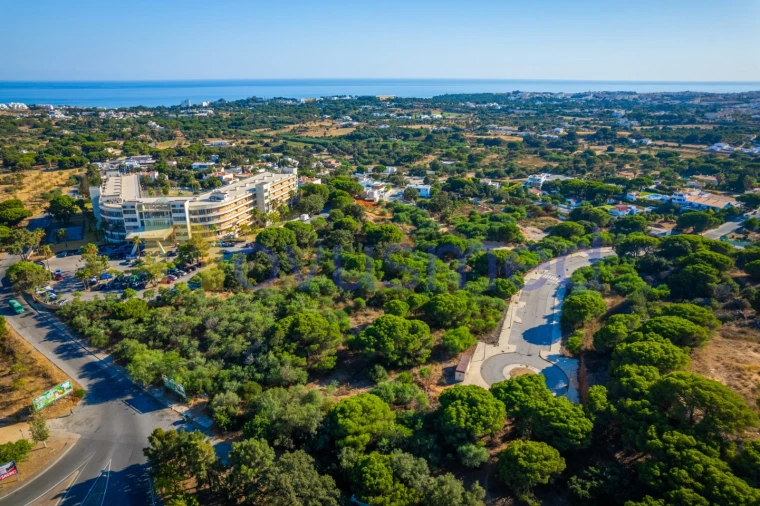 Terreno para Venda em Albufeira e Olhos de Água Foto 17