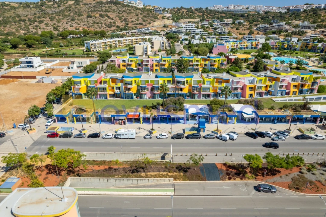 Negócio para Venda em Albufeira e Olhos de Água Foto 1